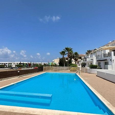 H&O Alina Sunset Apartment Paphos Luaran gambar