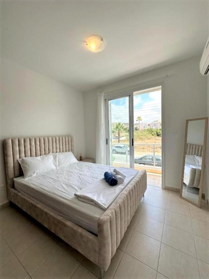 H&O Alina Sunset Apartment Paphos Luaran gambar