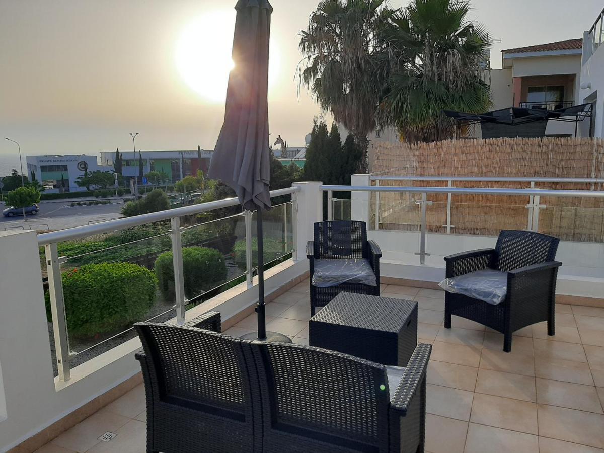 H&O Alina Sunset Apartment Paphos Luaran gambar